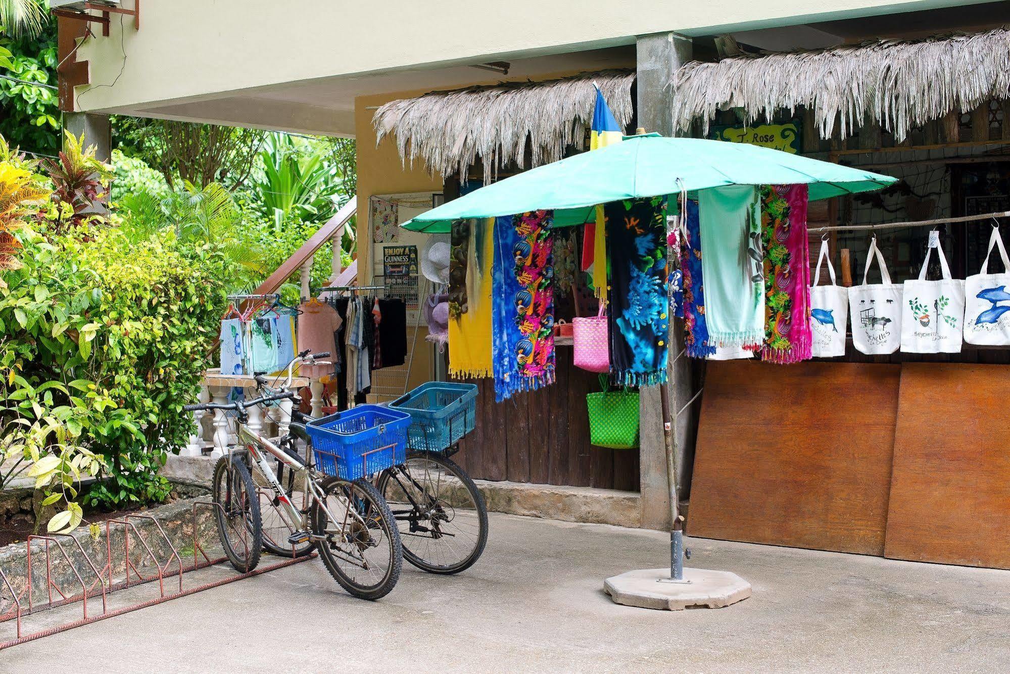 Zerof Self Catering Apartments La Digue Exterior photo